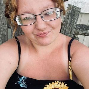 Meet your Posher, Shalyndria